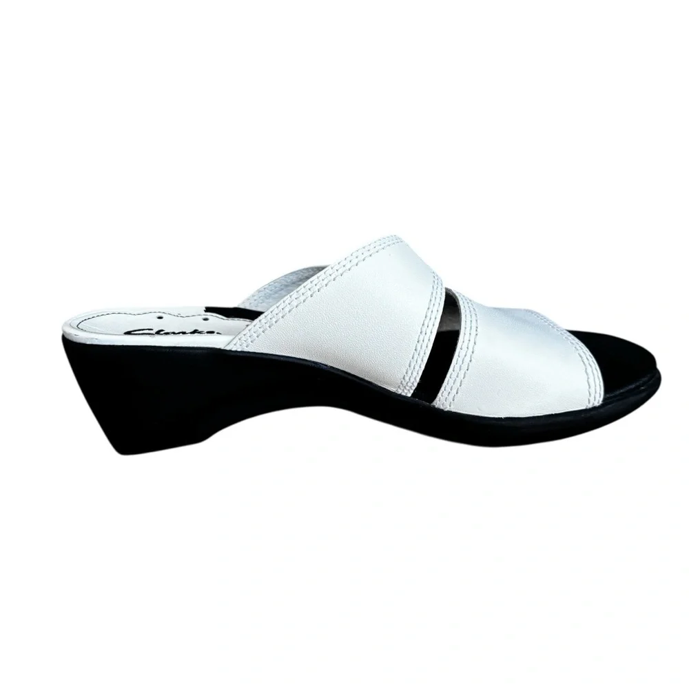 Clarks Women's White Leather Slide Sandals Open Toe 7